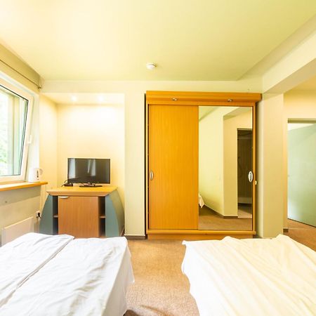 Basanaviciaus G. 45 Apartments Palanga Room photo